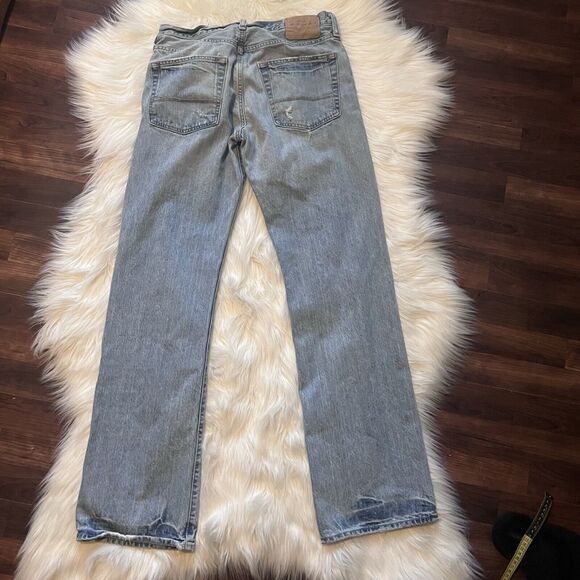 Abercrombie & Fitch Kilburn Low Rise Bootcut Jeans 32 x 34 Light Wash Distressed - Picture 8 of 13